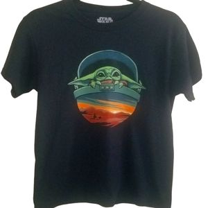 NWOT Kid's Disney Star Wars Mandalorian Grogu Graphic T-shirt Black Size M